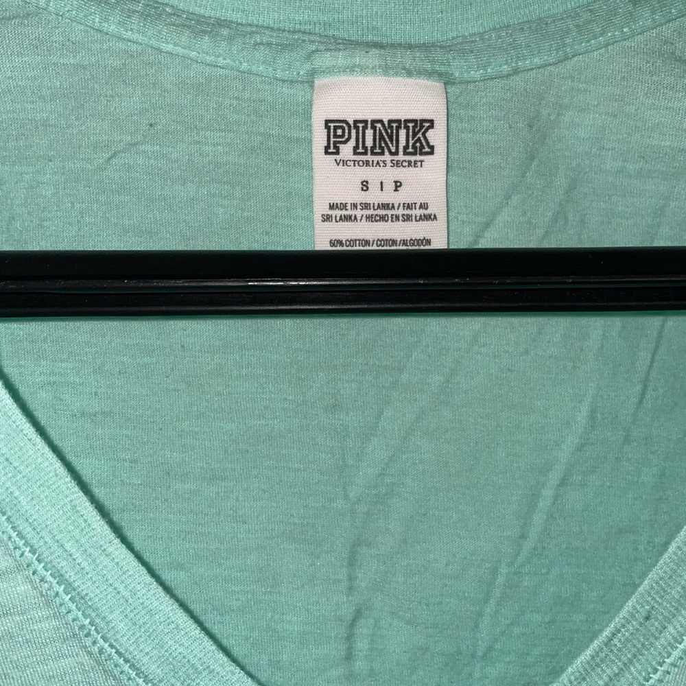 Pink tshirt - Picture 2 of 2